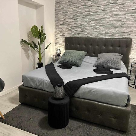 Destiny Home 3 Verona Borgo Roma Kültér fotó