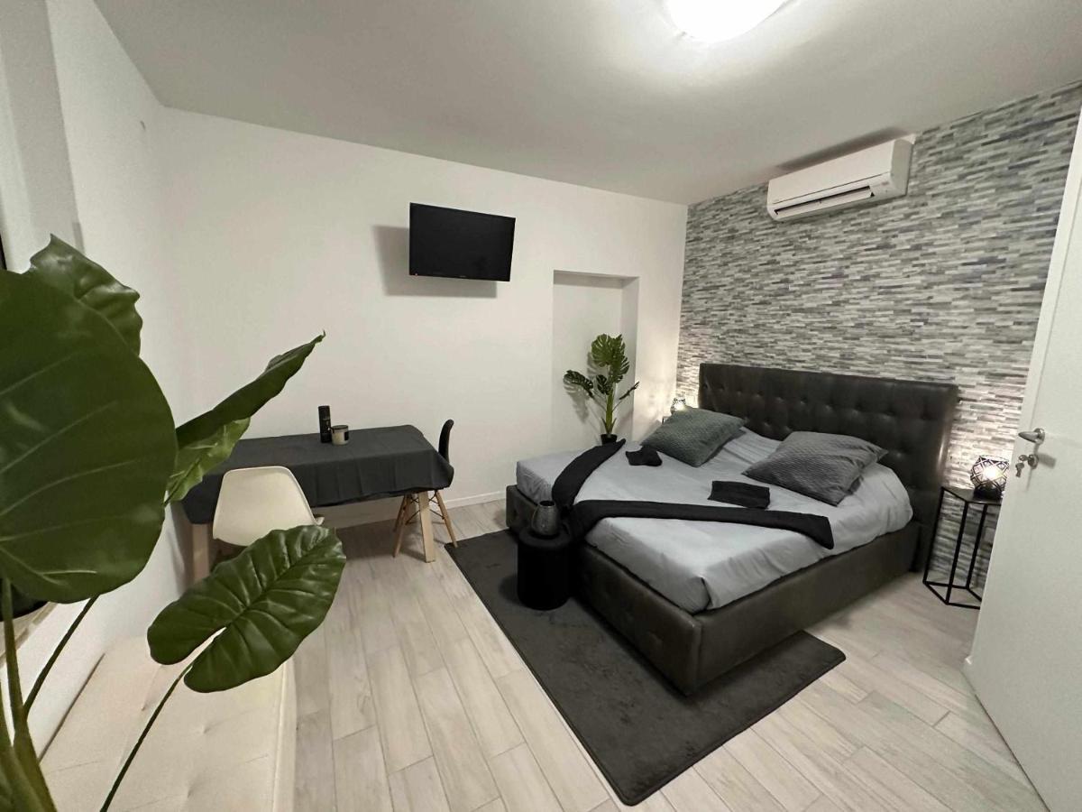 Destiny Home 3 Verona Borgo Roma Kültér fotó