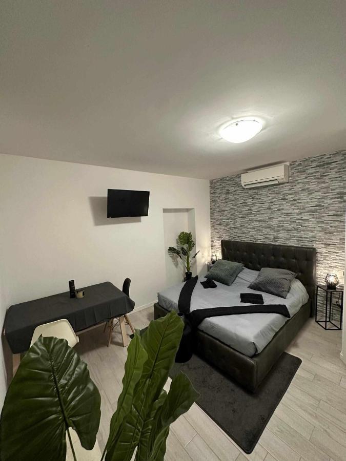 Destiny Home 3 Verona Borgo Roma Kültér fotó